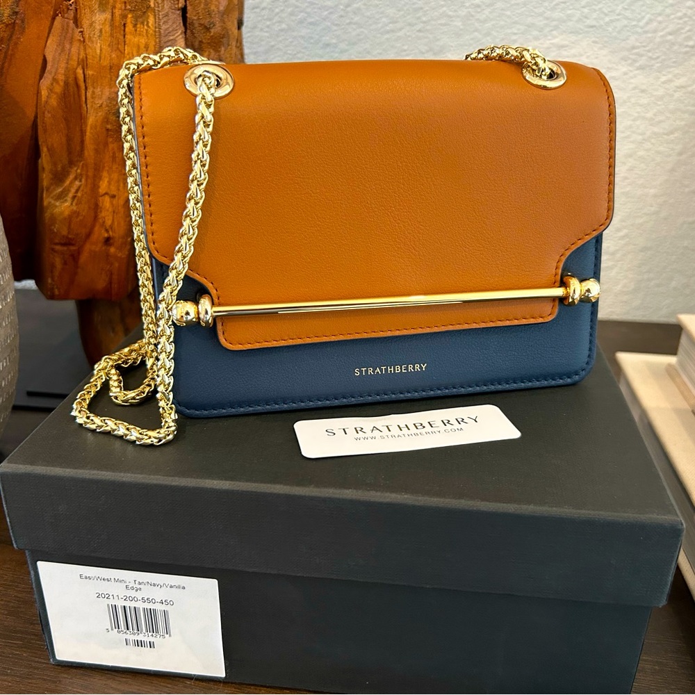 STRATHBERRY - EAST/WEST MINI
